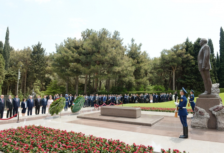 Participants of 3rd General Conference of ECO PA visit Alley of Honors and Alley of Martyrs