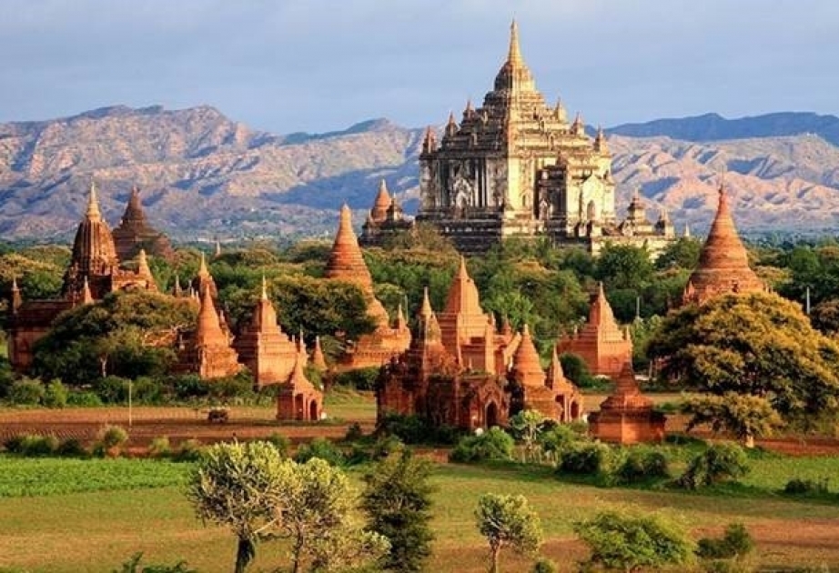 Bagan - exceptional range of Buddhist art and architecture