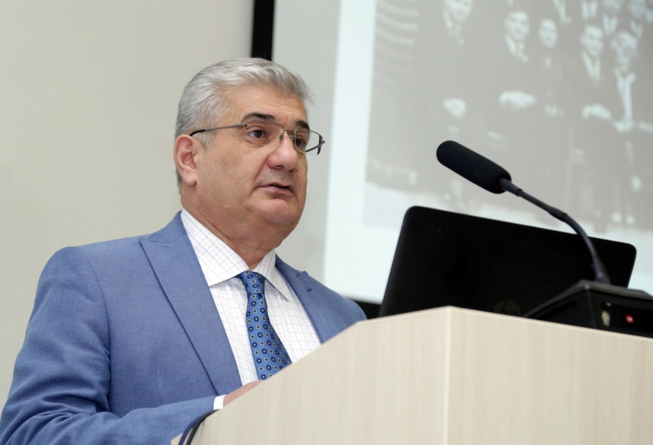 Akademik Mirməmməd Cavadzadənin 95 illiyinə həsr olunan elmi-praktik konfrans keçirilib