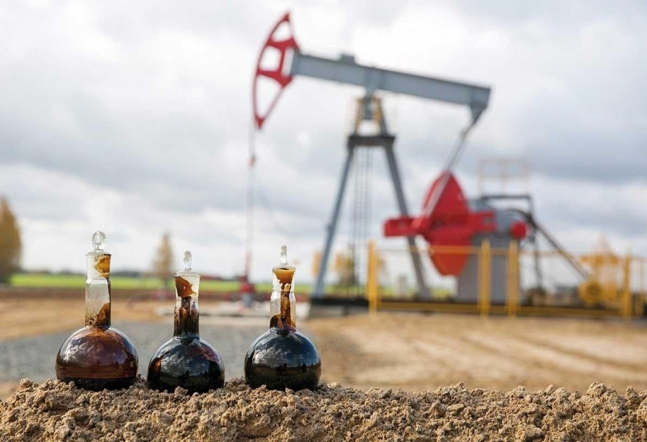 Баррель азербайджанской нефти продается за 118,42 доллара