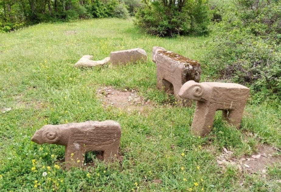 Se descubre por primera vez en Azerbaiyán una escultura de piedra de un toro