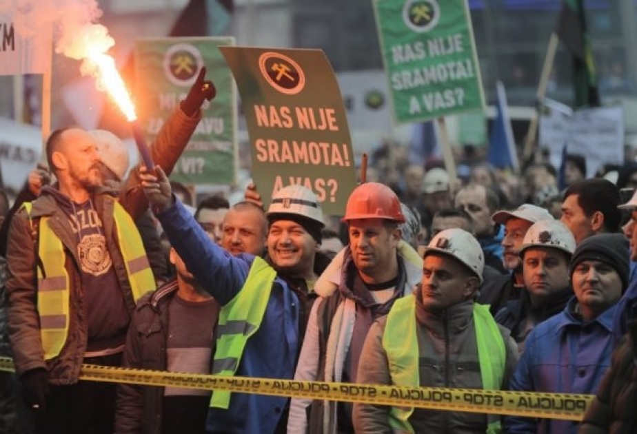Bosniya və Herseqovinada mədən işçiləri tətil edirlər