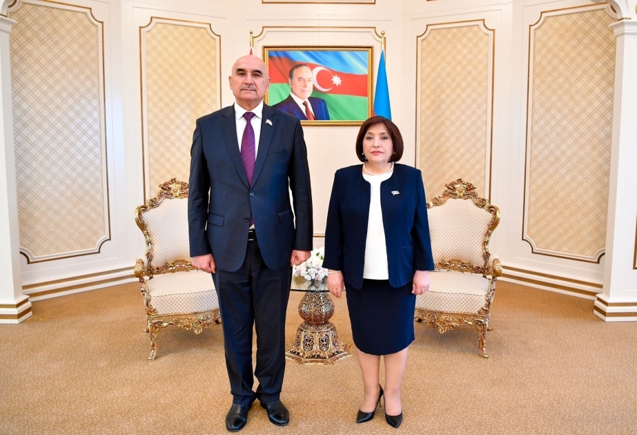 阿塞拜疆国民议会议长萨黑巴·加法罗娃会见塔吉克斯坦共和国议会下院议长