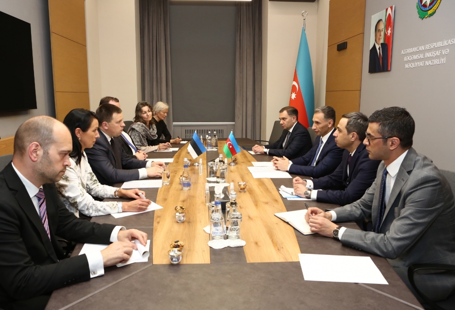 Nazir Rəşad Nəbiyev Estoniya parlamentinin sədri Yuri Ratasla görüşüb