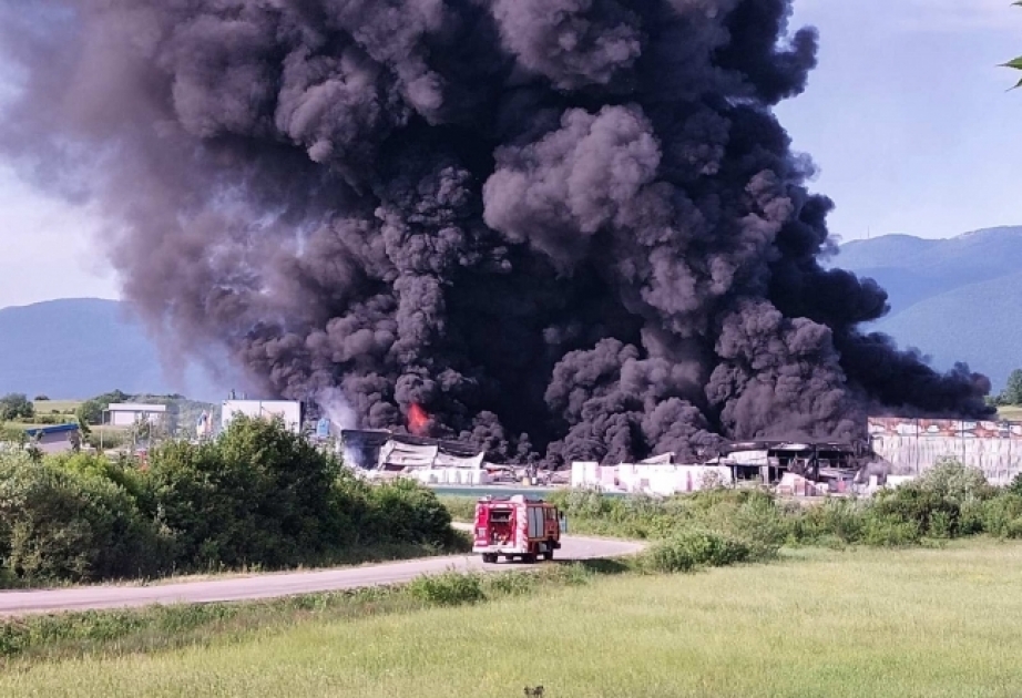 Произошел пожар на заводе по изготовлению пенопласта в Боснии и Герцеговине