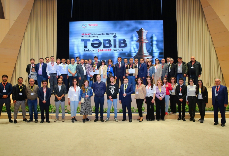 Tibb işçiləri arasında Müstəqillik Gününə həsr edilən şahmat turniri keçirilib