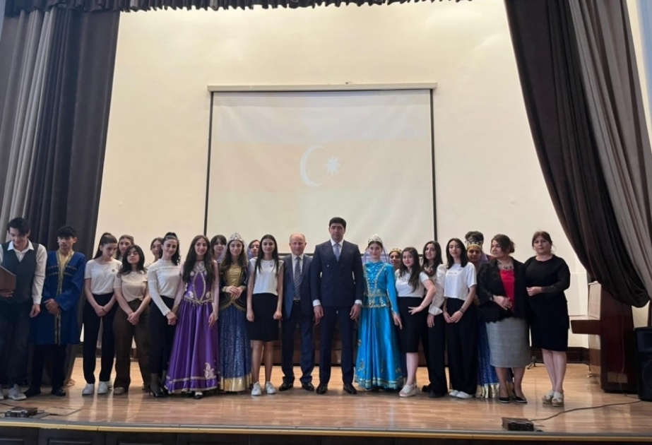 Le Jour de l’Indépendance célébré à l’Université des Langues d’Azerbaïdjan