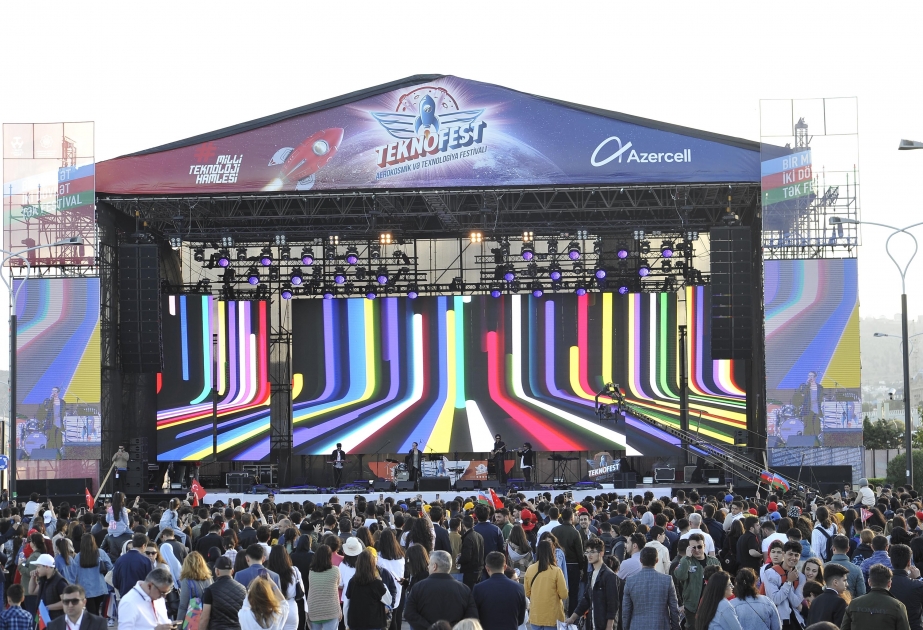 Bakıda “TEKNOFEST Azərbaycan” Aerokosmik və Texnologiya Festivalı davam edir