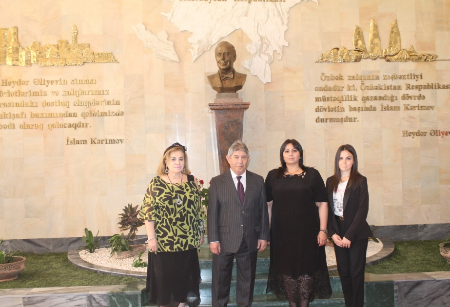 Milli Məclisin deputatı Ülviyyə Həmzəyevanın rəhbərlik etdiyi nümayəndə heyəti Azərbaycanın Özbəkistandakı səfirliyində olub