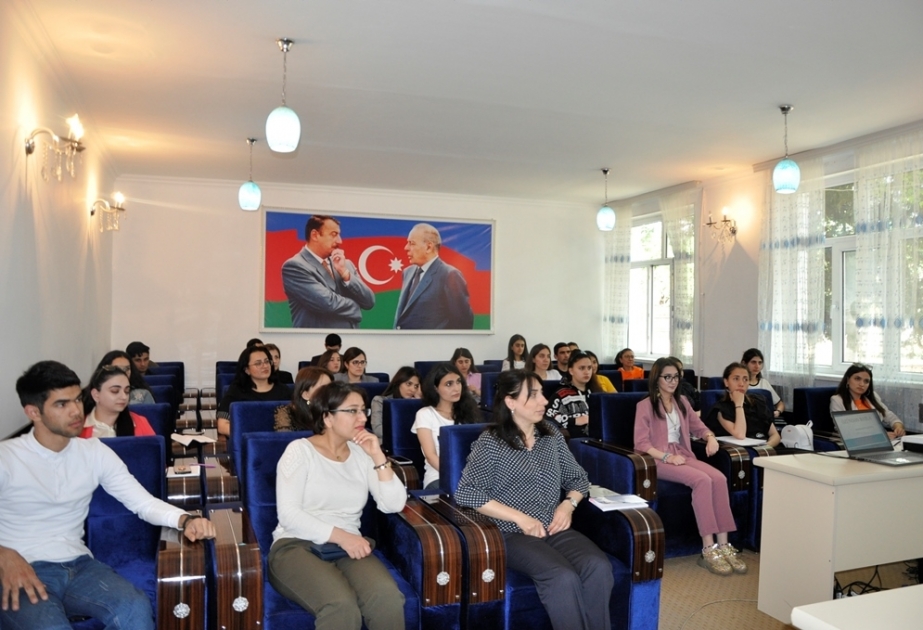 Mingəçevir Dövlət Universitetində “Özündən başla” adlı psixoloji seminar təşkil edilib