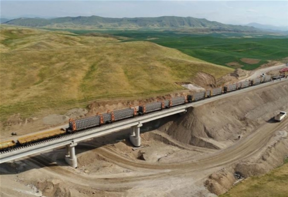 Trabajos de la segunda fase del proyecto de la línea ferroviaria Horadiz-Aghband continúan a un ritmo acelerado