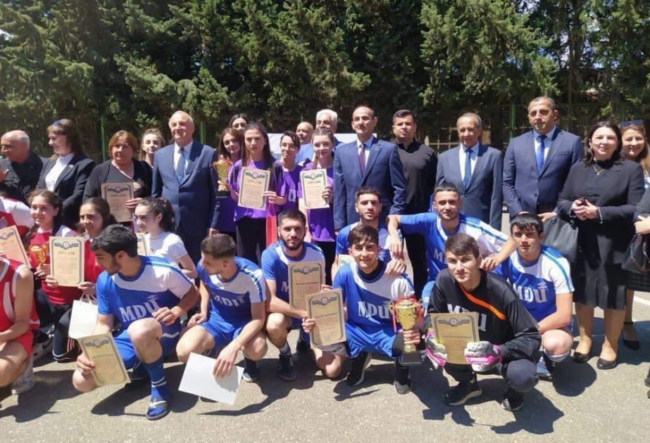 Mingəçevir Dövlət Universitetinin komandası Müstəqillik Gününə həsr edilən şəhər çempionatının qalibi olub