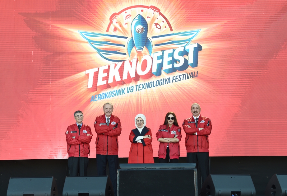 Les présidents Ilham Aliyev et Recep Tayyip Erdogan au festival TEKNOFEST Azerbaïdjan à Bakou VIDEO