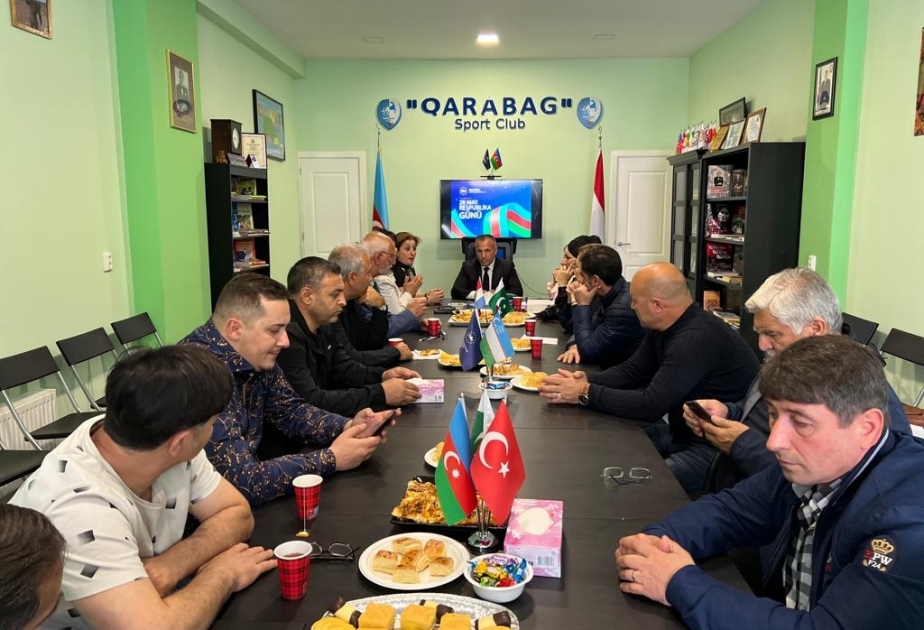 Benilüks Azərbaycanlıları Konqresi Rotterdamda Müstəqillik Günü ilə bağlı tədbir keçirib