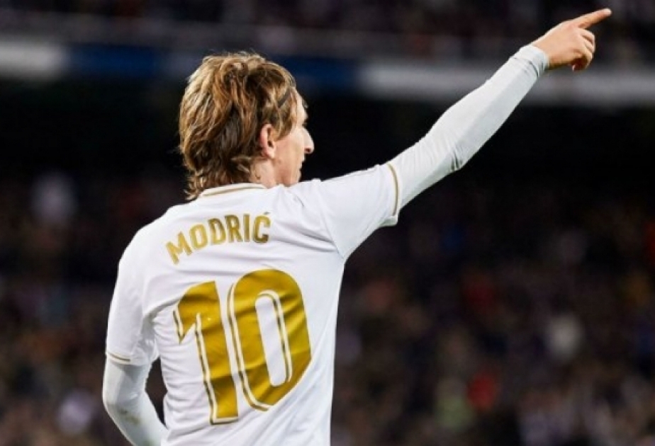 Luka Modric 'signs new Real Madrid deal'