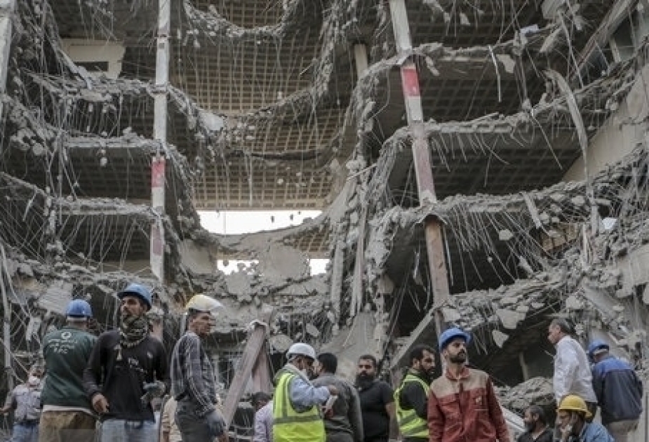 Число погибших в результате обрушения здания в Иране достигло 32