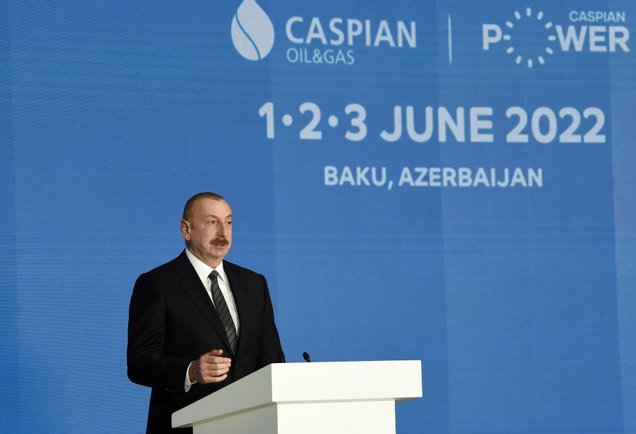 Ilham Aliyev: La Semana de la Energía de Bakú de este año reúne a actores clave en el mercado mundial de la energía y empresas internacionales