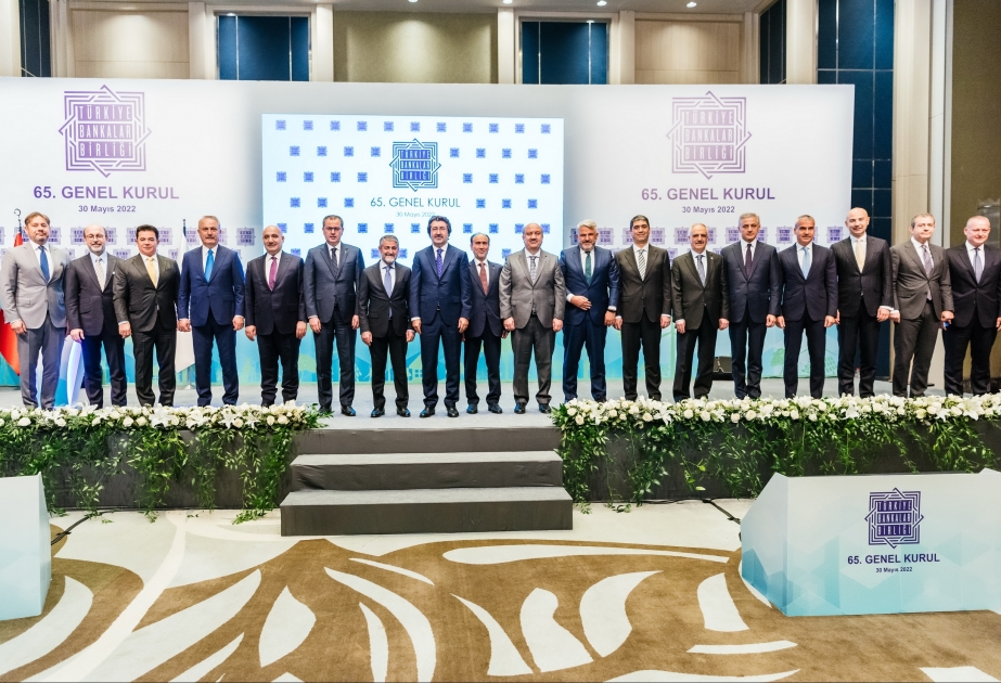 ABA rəhbərinin iştirakı ilə dünya və Türkiyə iqtisadiyyatı ilə bağlı müzakirələr aparılıb