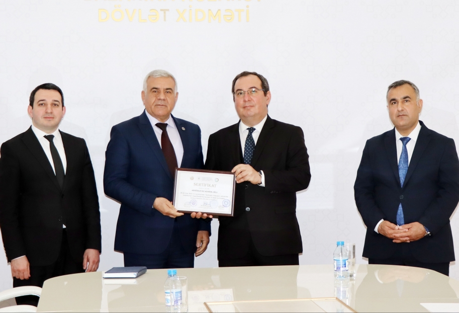 Mediatorlar üçün təşkil olunan təlimlərin üçüncü mərhələsi başa çatıb