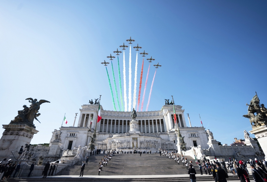 İtaliyada Respublika Günü qeyd olunur VİDEO