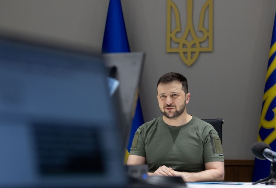 Володимир Зеленский: В Киеве возобновили работу 50 посольств