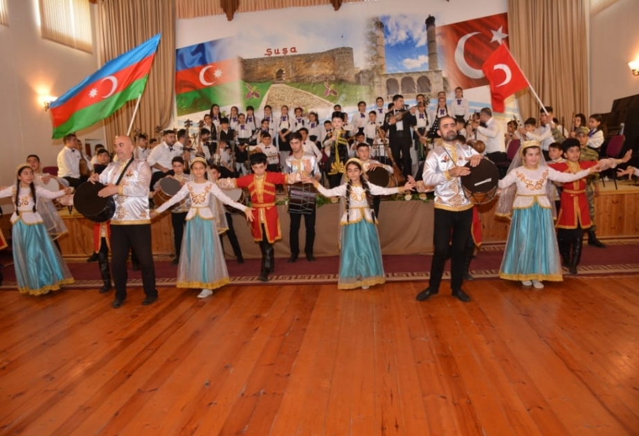 Qobu musiqi məktəbində “Bura Vətəndir!” adlı tədbir keçirilib
