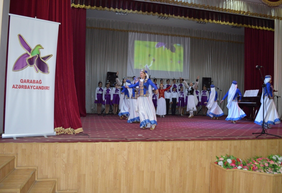 Əhməd Bakıxanov adına 1 nömrəli Uşaq incəsənət məktəbinin hesabat konserti olub