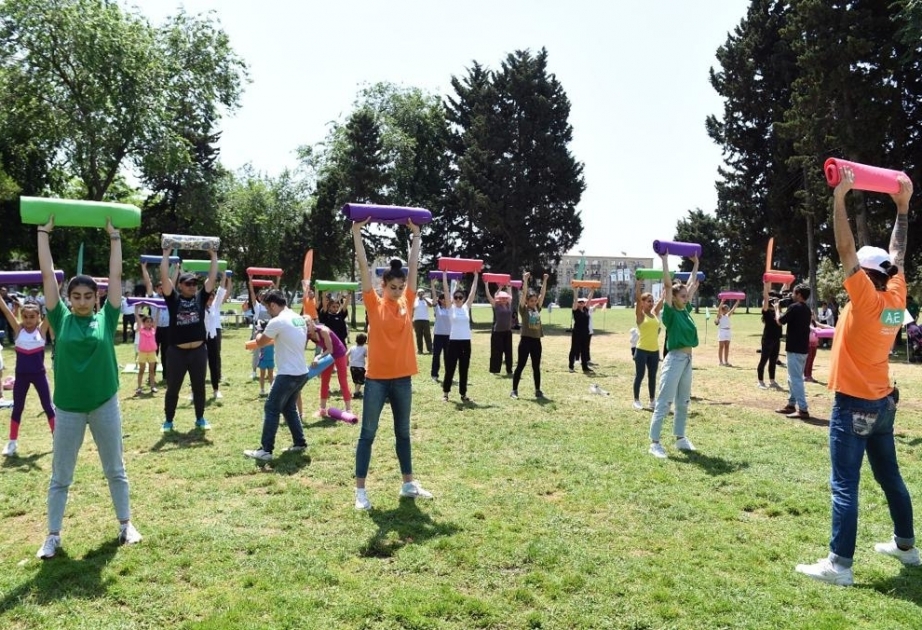 Bakú acoge el evento "Gimnasia para todos"