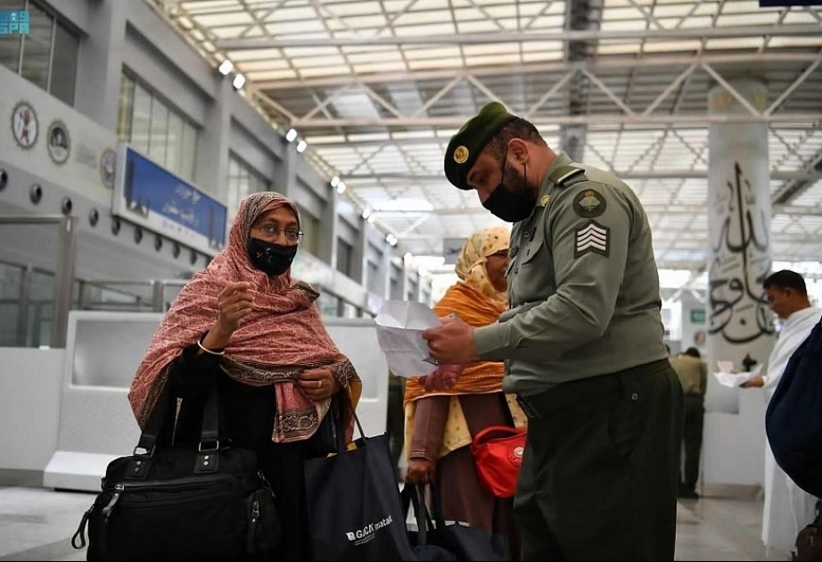 Saudi Arabia receives 1st foreign Hajj pilgrims since COVID began