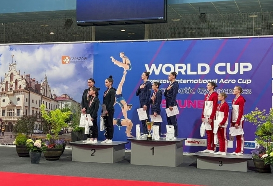 Grupo azerbaiyano de gimnasia acrobática femenina y la pareja mixta ganan medallas de oro por primera vez en la Copa del Mundo