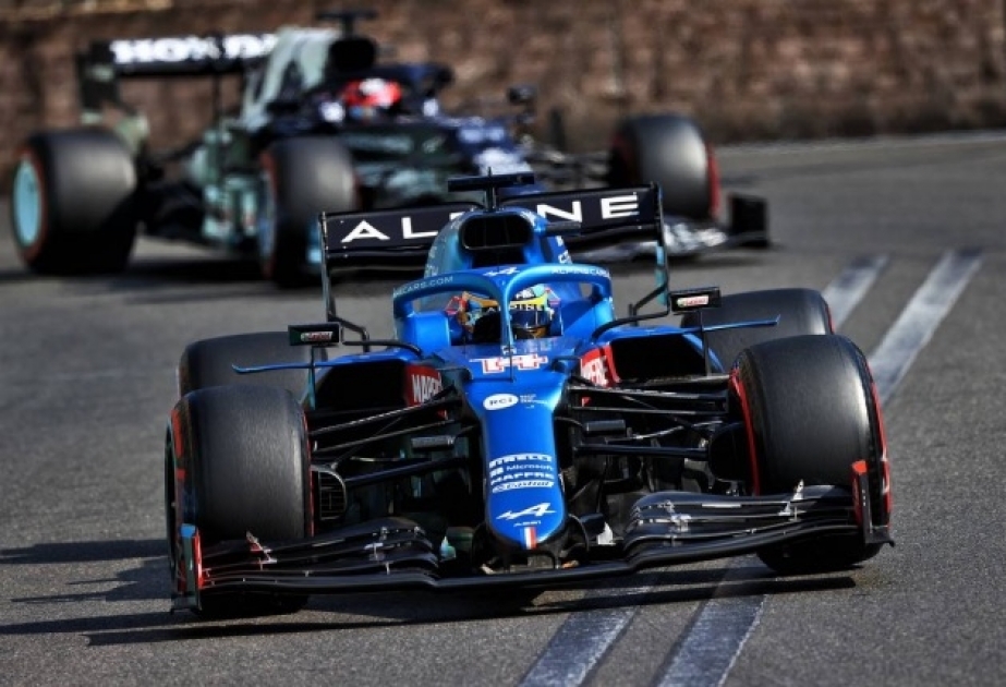 Формула -1: Испанский гонщик Фернандо Алонсо вспоминает прошлогоднюю гонку в Баку