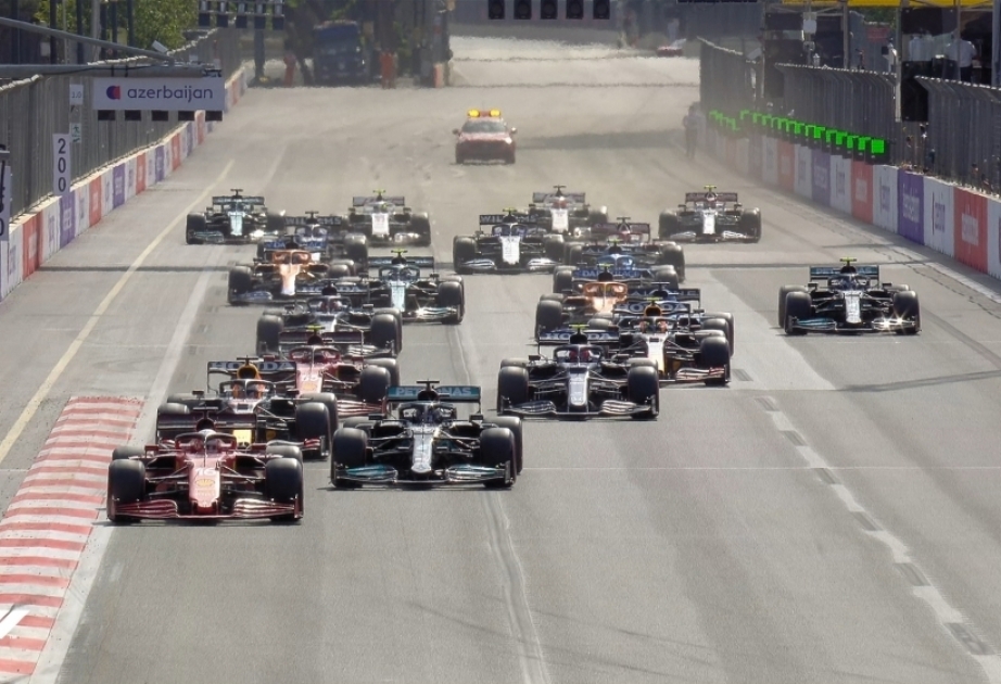 Команды, которые примут участие в Формуле-1 Гран-при Азербайджана, уже прибыли в Баку