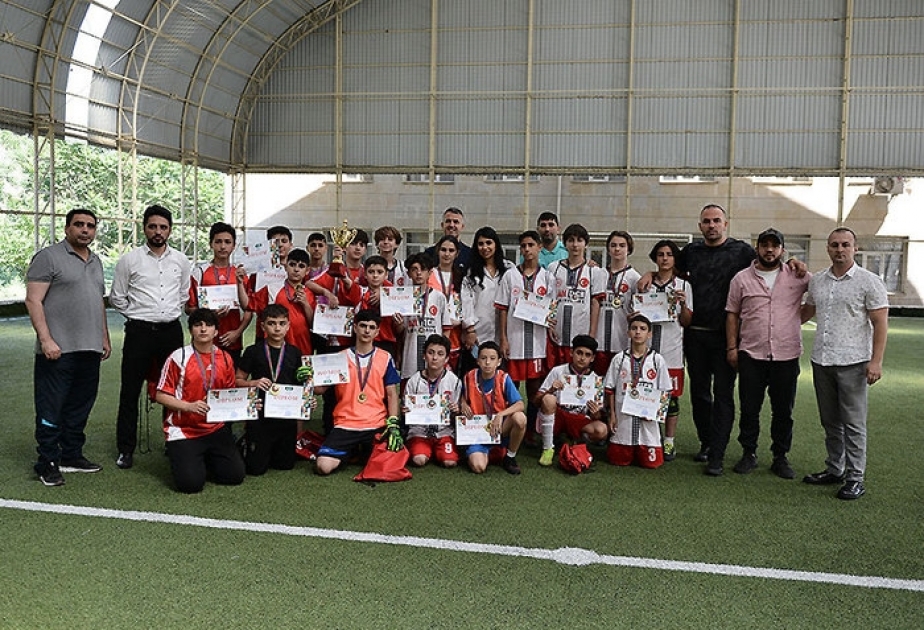 Nəsimi rayonunda keçirilən futbol üzrə “Coca-Cola məktəbli kuboku”na yekun vurulub
