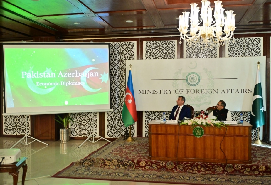 Pakistan XİN-də Azərbaycanla diplomatik münasibətlərin qurulmasının 30-cu ildönümü ilə bağlı tədbir və fotosərgi təşkil olunub