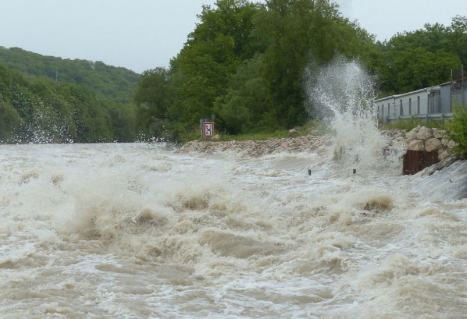 Синоптики предупреждают: Пройдут переменные дожди, уровень воды в реках повысится