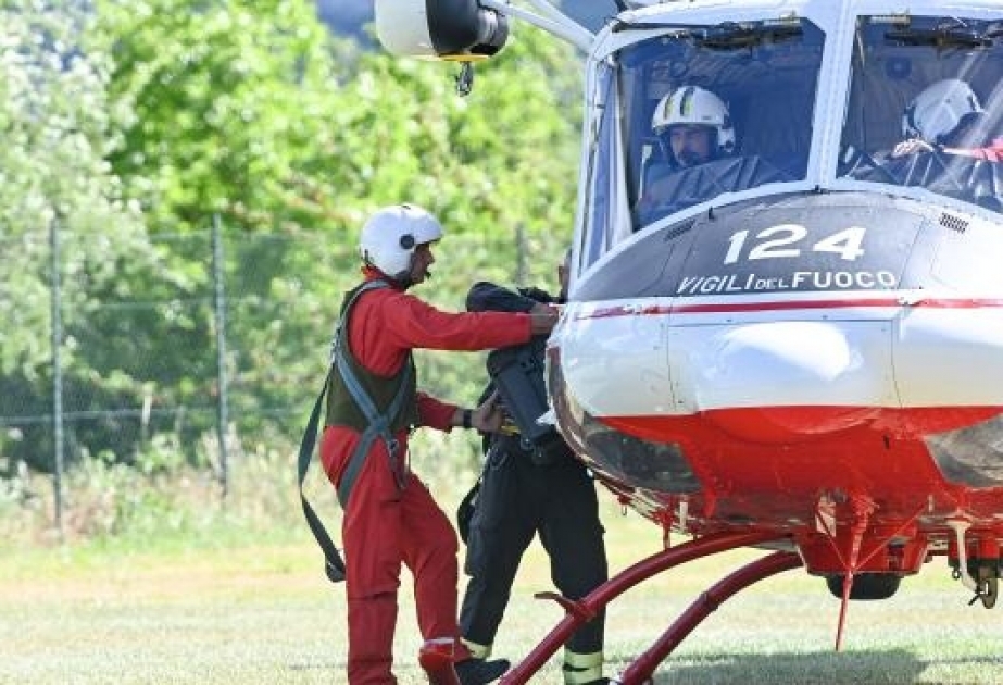 İtaliyada yoxa çıxan helikopterin qalıqları və beş nəfərin cəsədi tapılıb