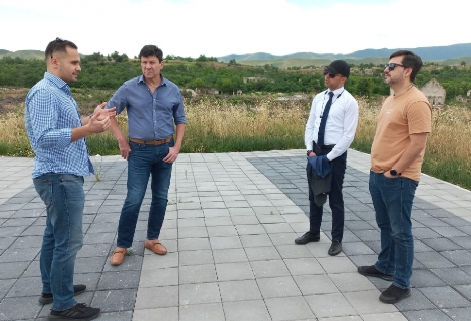 巴拉圭议会代表团开启阿塞拜疆解放区之行
