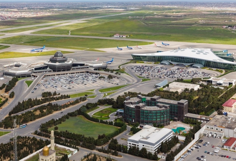 Aeropuertos internacionales de Azerbaiyán han atendido a más de 1,5 millones de personas desde principios de 2022