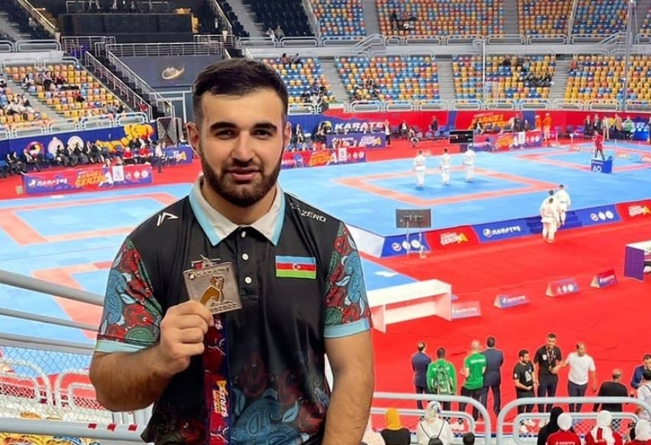 Luchador azerbaiyano consigue la plata en la Serie A de Karate1 - El Cairo 2022