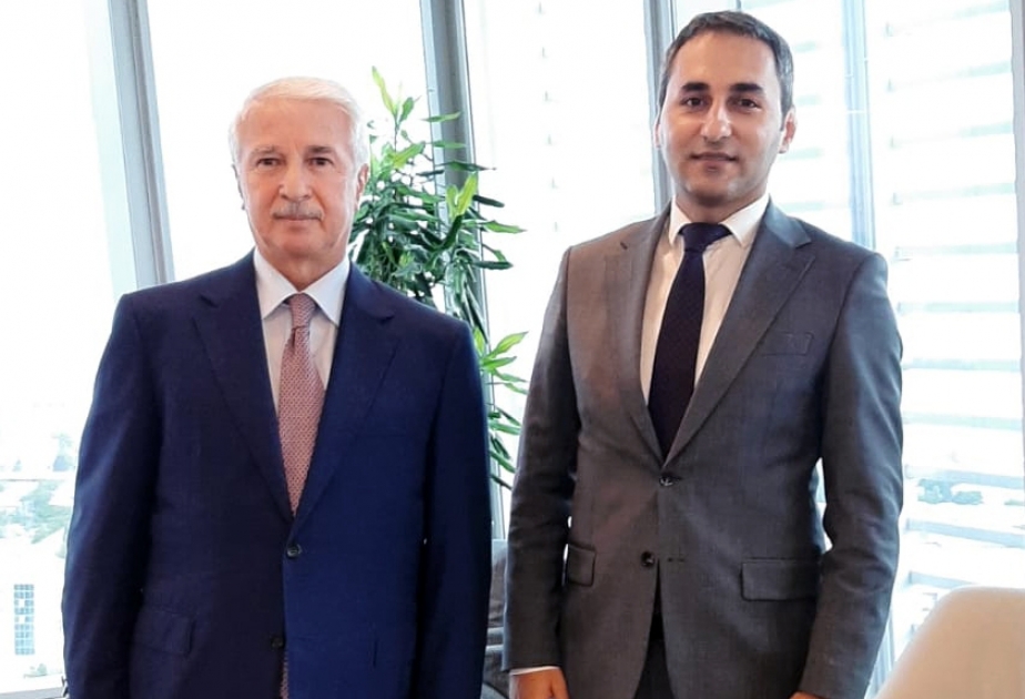 İqtisadiyyat nazirinin müavini “Uğur yolu” karyera inkişafı proqramının qalibi ilə görüşüb