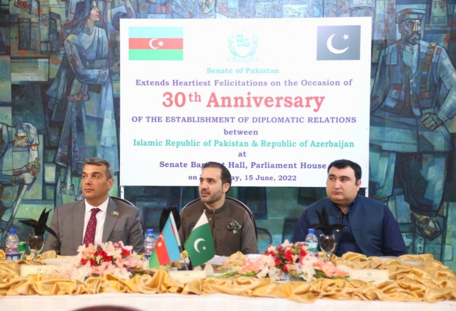 Pakistan Senatında Azərbaycanla diplomatik əlaqələrin qurulmasının 30-cu ildönümü münasibətilə fotosərgi təşkil olunub