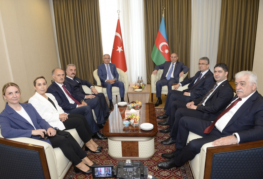 YAP Mərkəzi Aparatında Türkiyə nümayəndə heyəti ilə görüş keçirilib