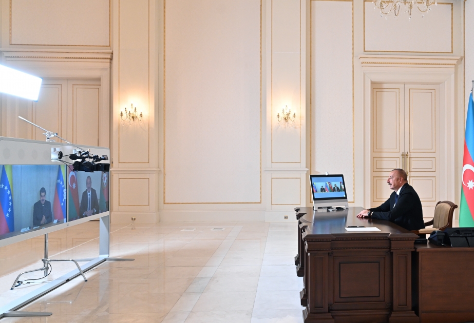 El presidente de Azerbaiyán se reunió con su homólogo venezolano en formato de videoconferencia