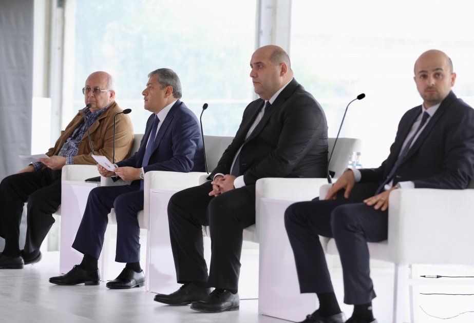 Aydın Kərimov: Keçmiş məcburi köçkünlər üçün Şuşada yaşayış massivinin tikintisi davam etdirilir