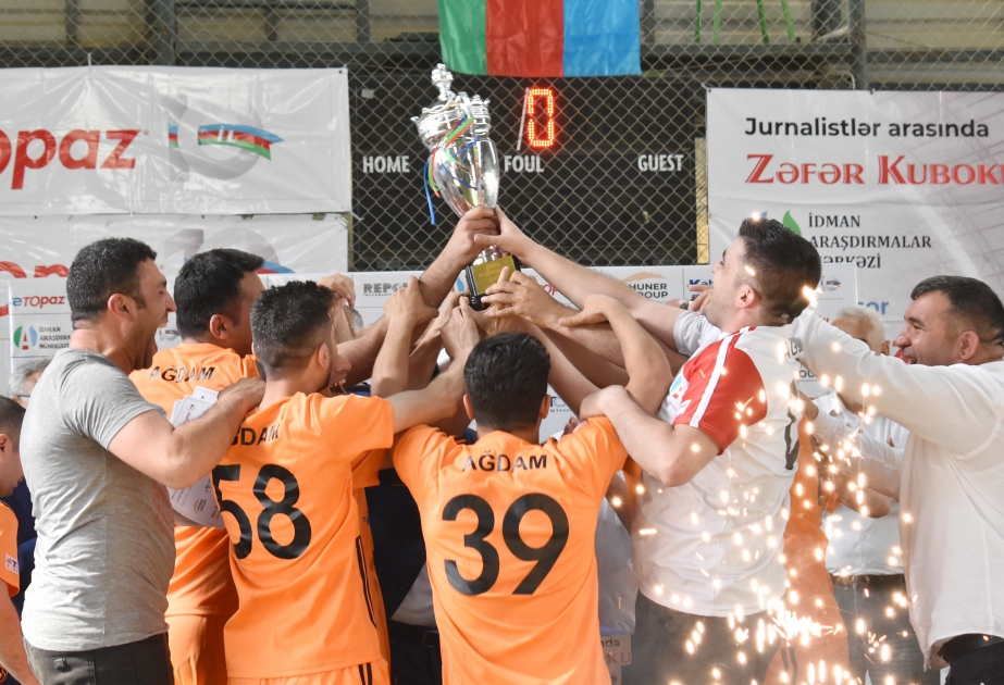 “Ağdam” komandası minifutbol üzrə Zəfər kubokunun qalibi olub
