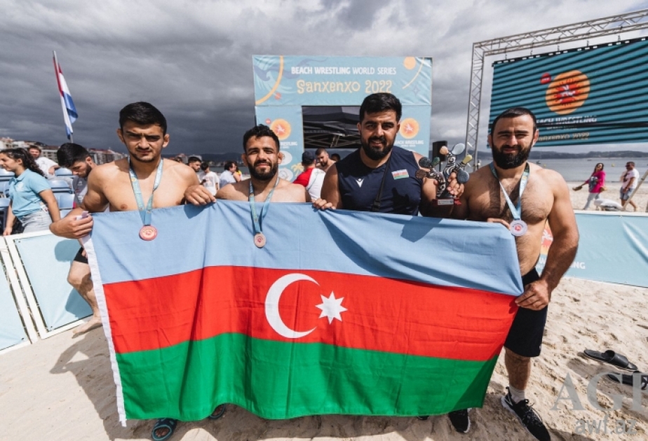 Çimərlik güləşi üzrə komandamız İspaniyada 3 medal qazanıb