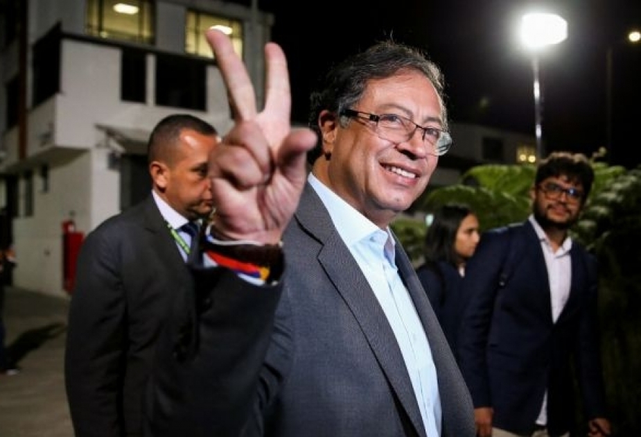 Kolumbiyada solçu senator Qustavo Petro prezident seçilib VİDEO