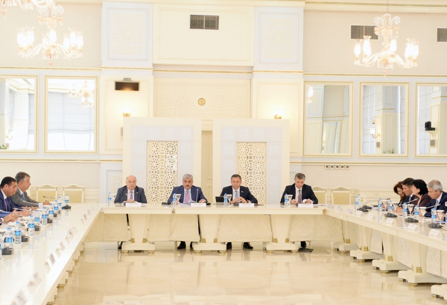 Milli Məclis komitələrinin 2022-ci ilin dövlət büdcəsinin icrası ilə bağlı birgə iclası keçirilir