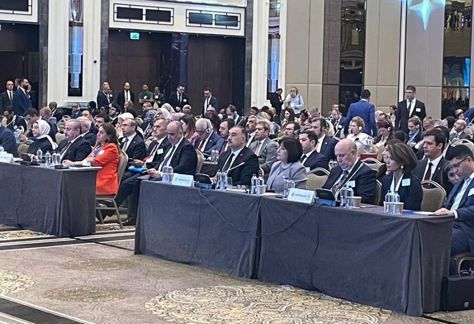 В Стамбуле начала работу Глобальная парламентская конференция ВИДЕО
