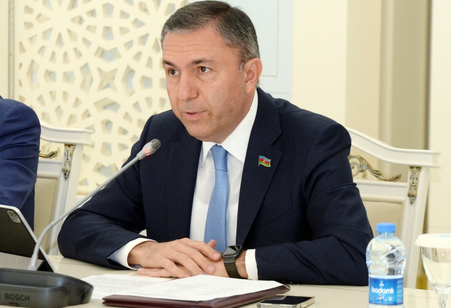 Tahir Mirkişili: Azərbaycanın neft ixracından və qaz ixracından əldə etdiyi valyuta gəlirləri tarixdə ilk dəfə bərabərləşib